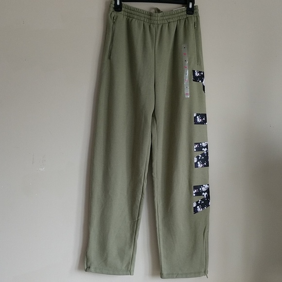 Size S🌺PINK VS OPEN LEG TRACK PANT - Picture 6 of 7